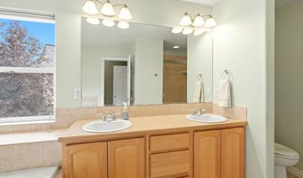 5717 Yukon Charlie Loop, Anchorage, AK 99502