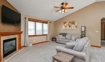 2273 Antler Rdg, Asbury, IA 52002