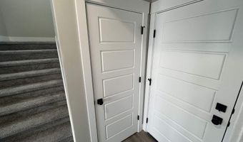 5590 Trueman St #D, Chubbuck, ID 83202