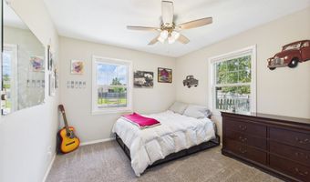121 Woodland Dr, Hartford City, IN 47348