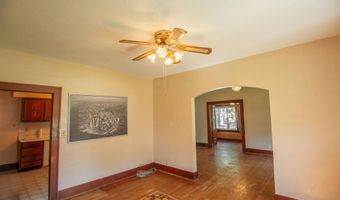 306 E College, Algona, IA 50511