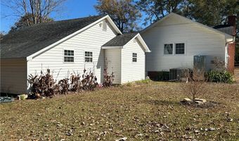 403 Oak Dr, Belton, SC 29627