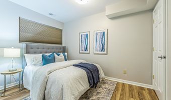 3532 Meadow Grove Trl, Ann Arbor, MI 48108