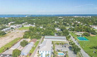 699 Dunbar Ave, Bay St. Louis, MS 39520