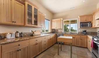 25150 Dersch Rd, Anderson, CA 96007