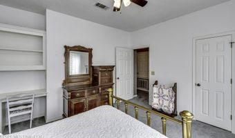 510 Bay Pointe Cir, Brandon, MS 39047