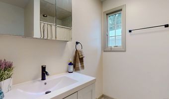 4 Highland Ave, Bethel, CT 06801
