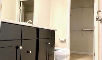 22370 LUCAS Ter, Ashburn, VA 20148