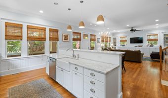 592 Kinnakeet Way, Bald Head Island, NC 28461