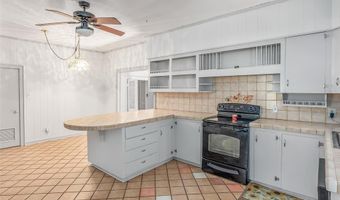 227 Gray St, Belcher, LA 71004