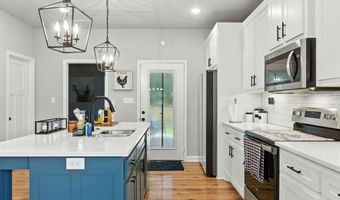 2501 Janet Dr, Benton, AR 72015