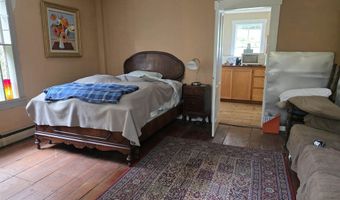 158 Macintosh Hill Rd, Bethel, VT 05032