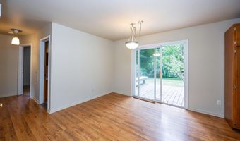 1031 N Maple Rd, Ann Arbor, MI 48103