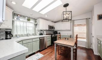 280 Ledgewood Way, Manchester, NH 03104