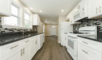 71 ST Elizabeth 1, Bristol, RI 02809