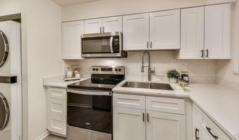 5821 INMAN PARK Cir 400, Rockville, MD 20852