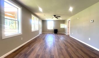 711 W Woodbine Rd, Ash Grove, MO 65604