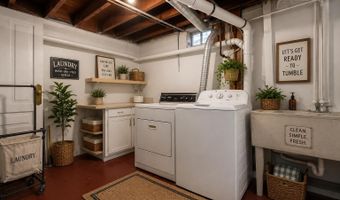 215 N Cedar St, Allegan, MI 49010