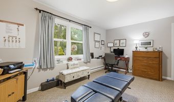 32 Whippoorwill Rd, Bethel, CT 06801