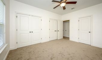 745 Champagne Dr, Biloxi, MS 39532