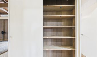 1261 Ulupii St, Kailua, HI 96734