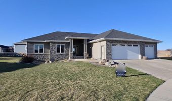 2824 E Sunflower Cir, Brandon, SD 57005
