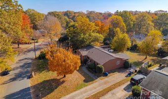 3420 Woodleaf Rd, Charlotte, NC 28205