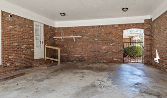 2202 Trowbridge Rd, Albany, GA 31721