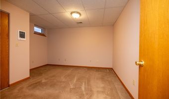 6581 N Timberidge Ave, Austintown, OH 44515