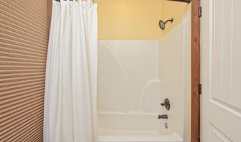 1827 Waterway Dr, Baker, FL 32531