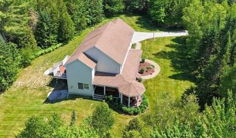 43 Skyline Rd, Bangor, ME 04401