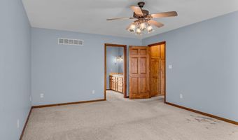 987 N 640 Rd, Baldwin City, KS 66006