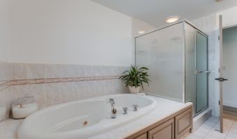 641 Bayview Dr, Aptos, CA 95003