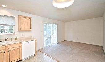 5631 STONECROFT Ln, Allentown, PA 18106