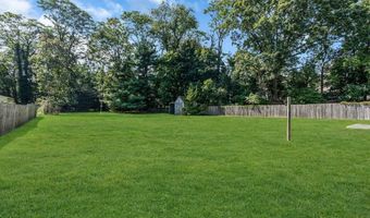 106 Van Brackle Rd, Aberdeen, NJ 07747