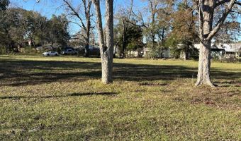 100 Fern Ave, Abbeville, LA 70510