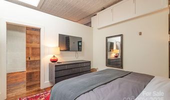 33 Carolina Ln, Asheville, NC 28801