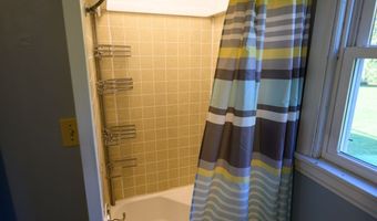 43 Pomeroy Rd, Athens, OH 45701