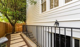 4111 18TH Rd N 1, Arlington, VA 22207
