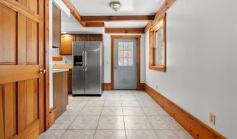 706 26th St, Allegan, MI 49010