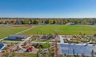 906 Logan Peak Way, Berthoud, CO 80513