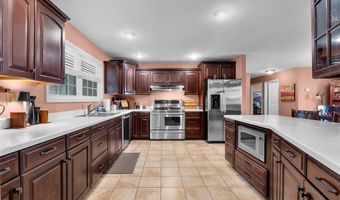 102 Woodland, Anna, IL 62906