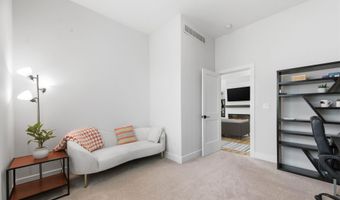1113 W Lakeway Ct, Andover, KS 67002