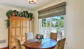 49 Walley St, Bristol, RI 02809