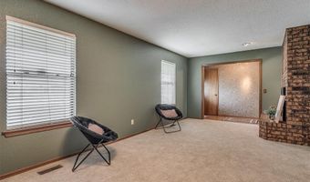 7104 NW 32nd St, Bethany, OK 73008