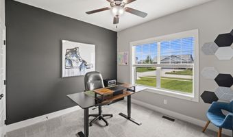 302 33rd St SE, Altoona, IA 50009