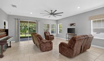 7029 OLD BENTON Dr, Apollo Beach, FL 33572
