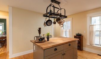 192 Western Ave, Brattleboro, VT 05301