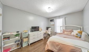 1979 Stonecrest Dr, Austell, GA 30106