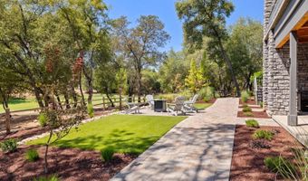 312 Catalpa Ln, Angels Camp, CA 95222